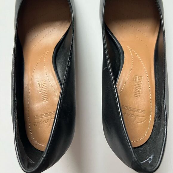 Clarks Kyndall Iris Black Leather Pumps - Picture 8 of 10